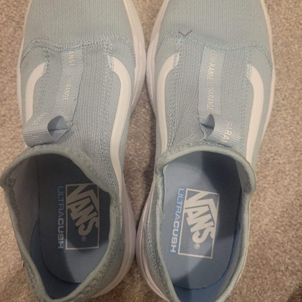 Vans Ultracush Slip On Sneaker Sz 6 Women